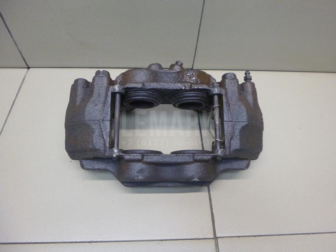 Суппорт тормозной передний правый 4773060130 Toyota