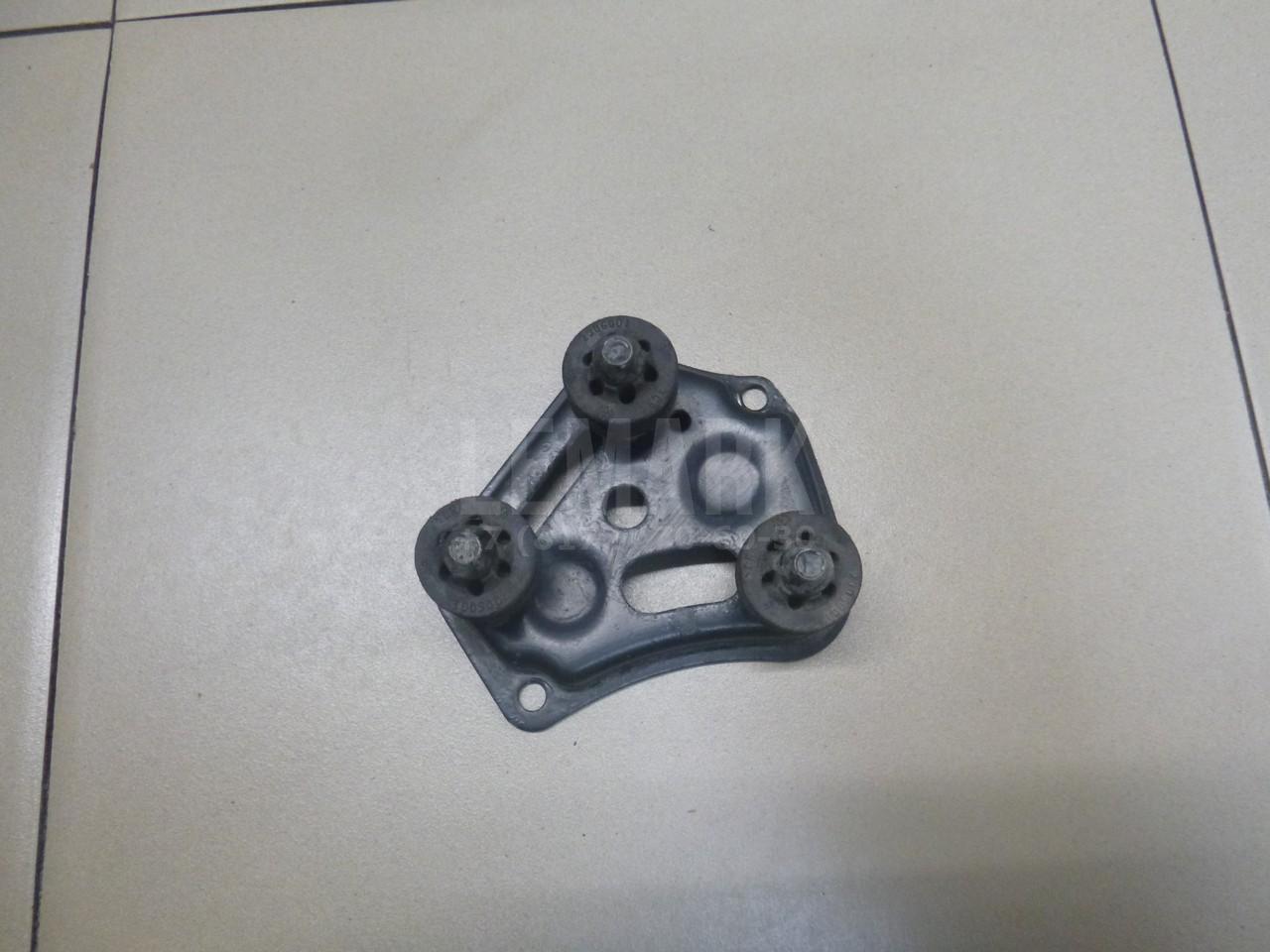 Кронштейн блока ABS (насос) 3C0614235A VAG