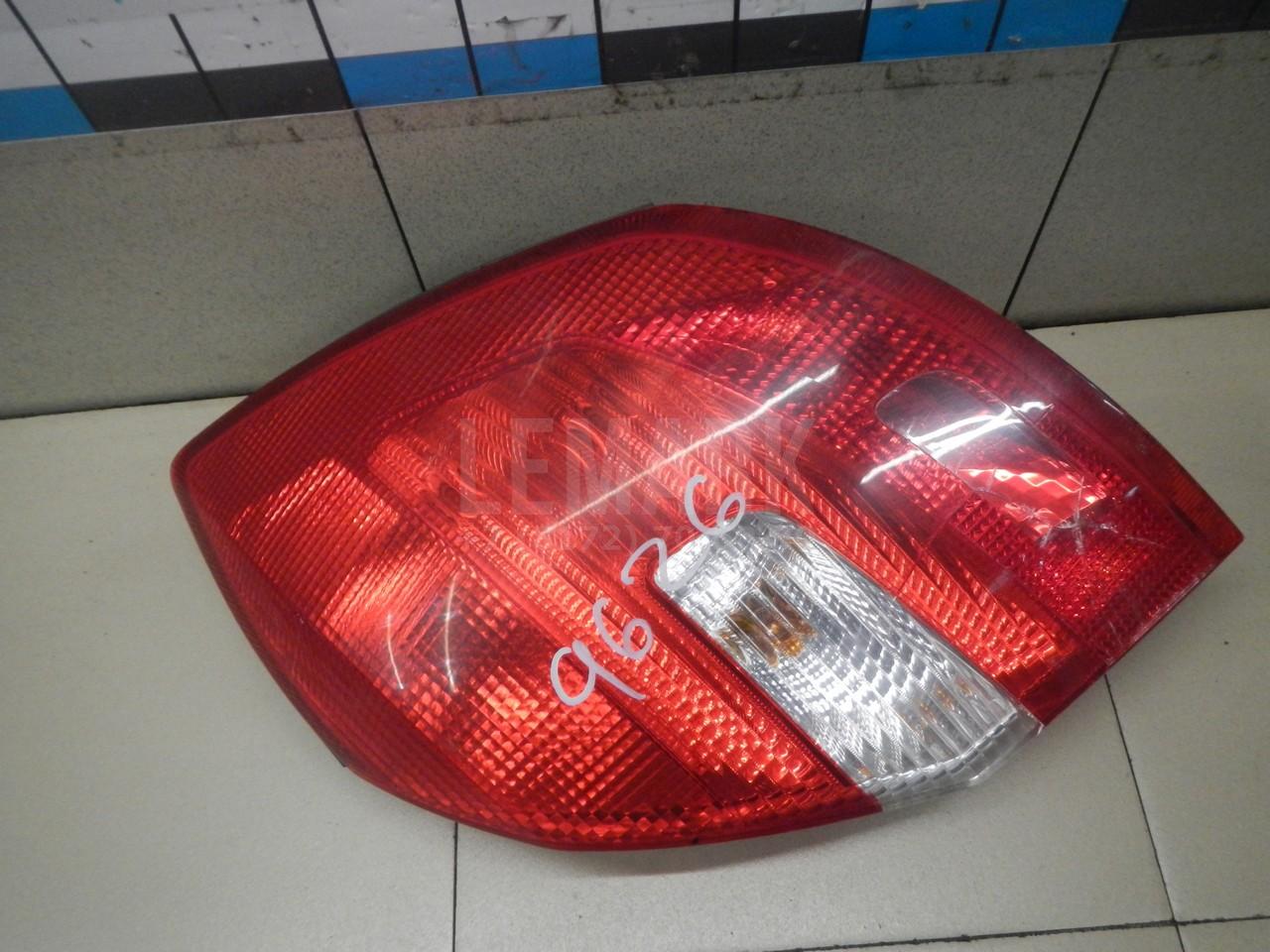 Фонарь задний правый 5J6945096 VAG