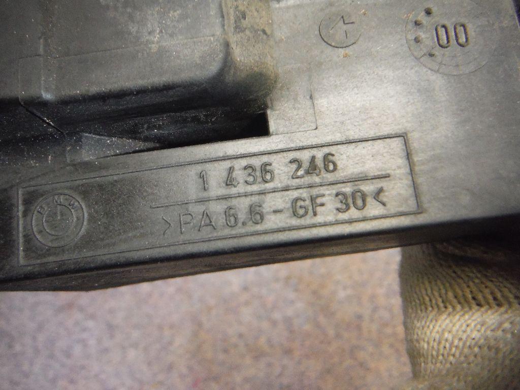 Кронштейн радиатора для  Cadillac DTS 2005-2011