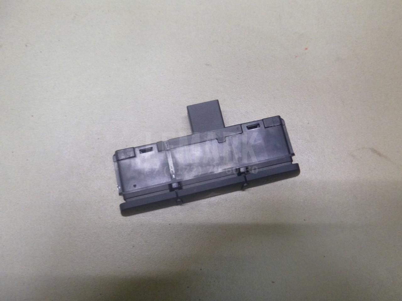 Кнопка аварийной сигнализации для  BMW X5 F15/F85 2013-2018