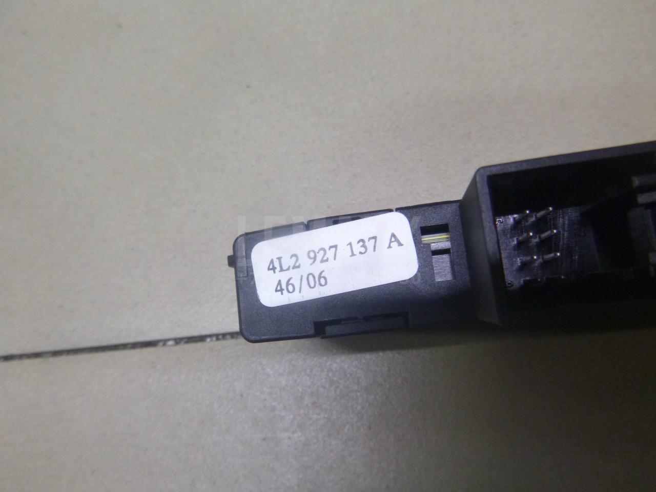 Кнопка аварийной сигнализации для  BMW X5 F15/F85 2013-2018