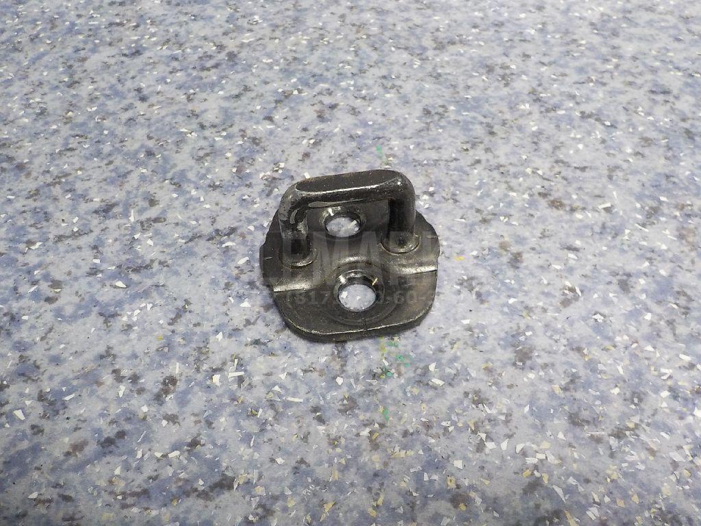 Ответная часть замка двери 80570AA20A Nissan