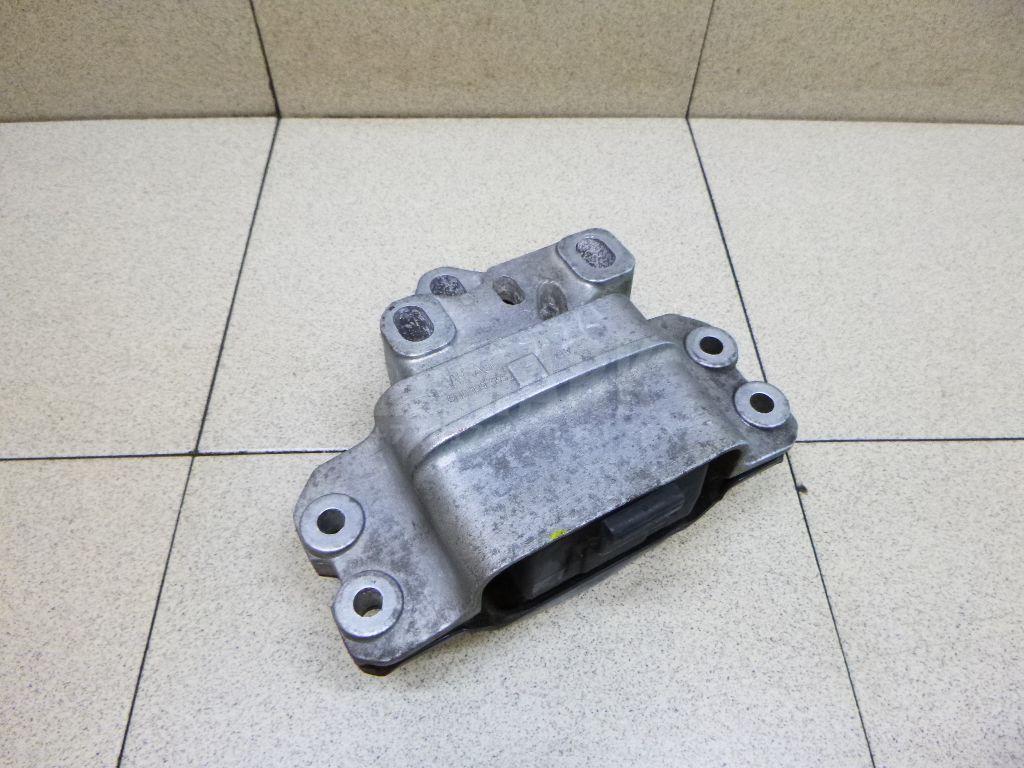 Опора КПП 5N0199555 VAG