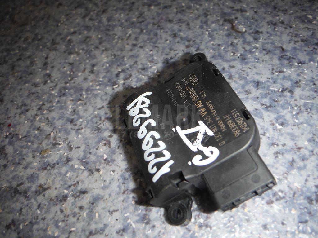 Моторчик заслонки отопителя 0132801345 BOSCH