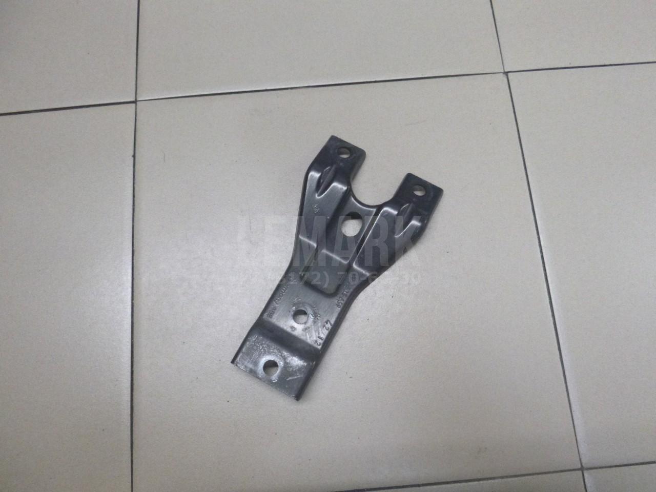 Кронштейн замка капота 3AA805569 VAG