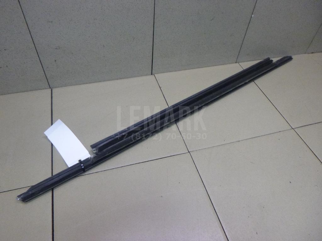 Накладка стекла заднего правого для  BMW 7-serie F01/F02 2008-2015