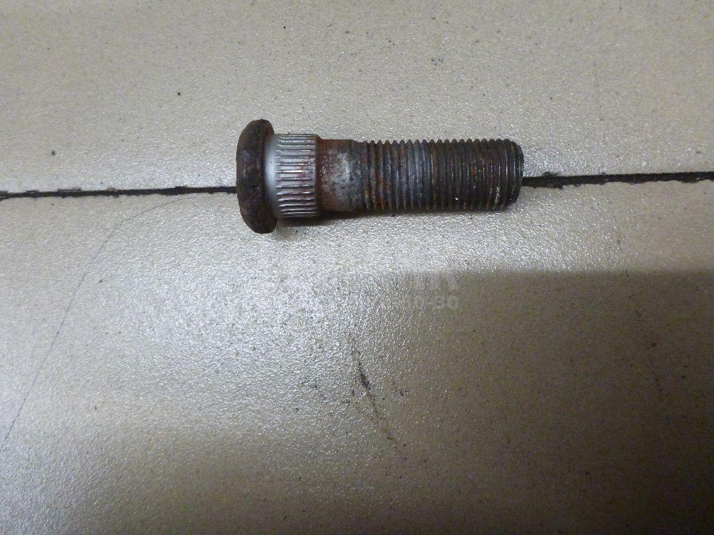 Шпилька колеса 4322270T00 Nissan