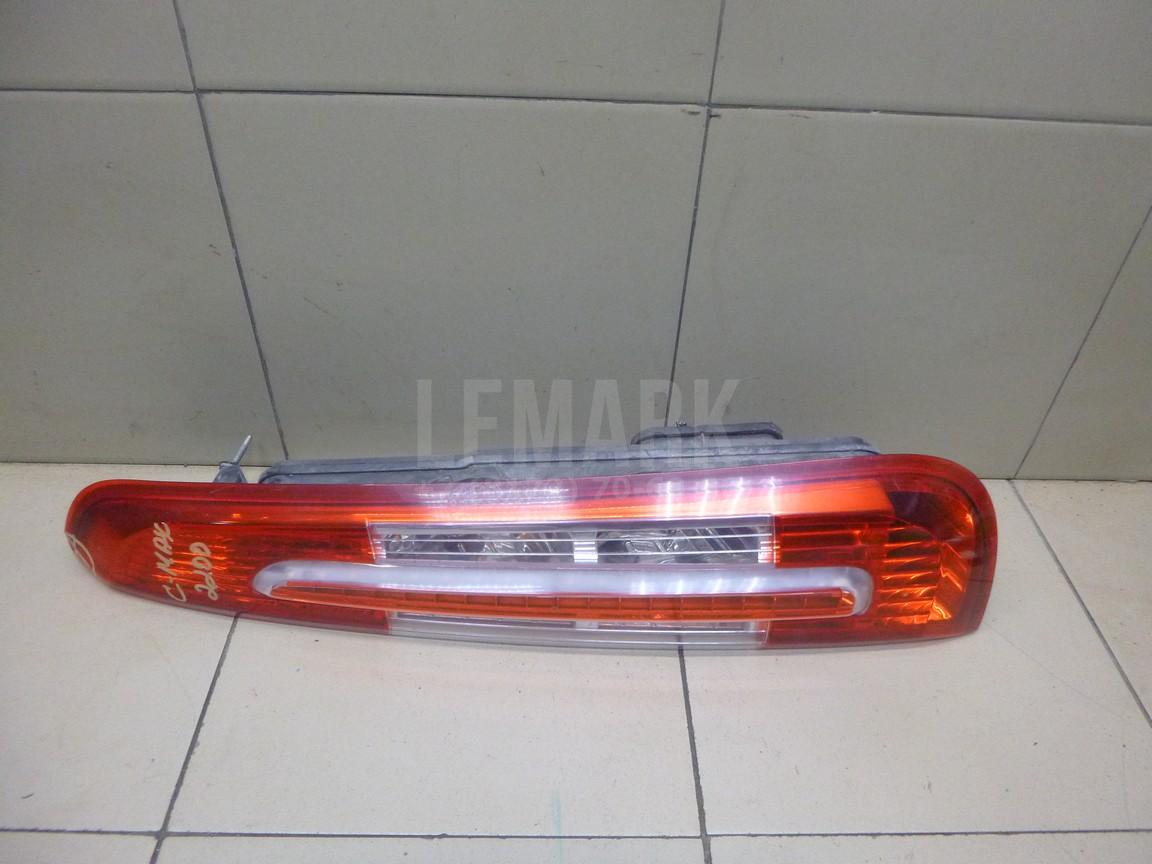 Фонарь задний правый 1543051 Ford