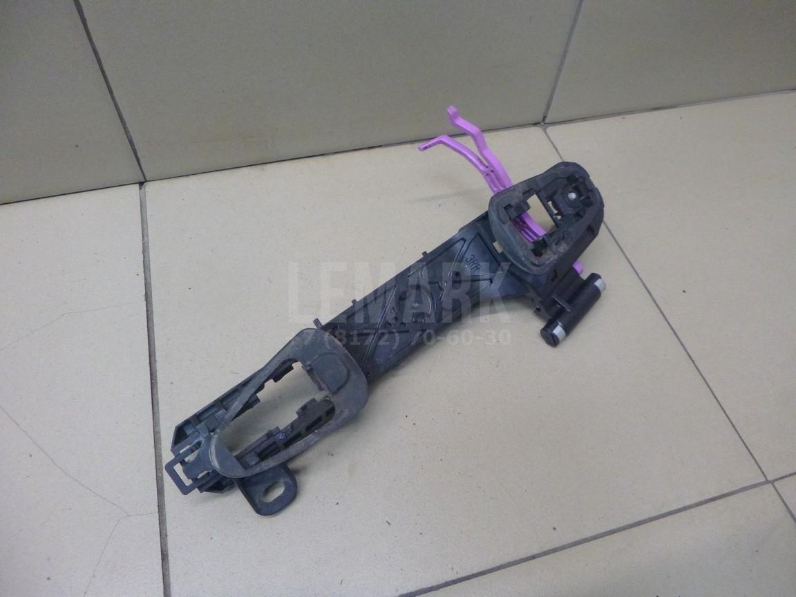 Кронштейн ручки 6920342070 Toyota