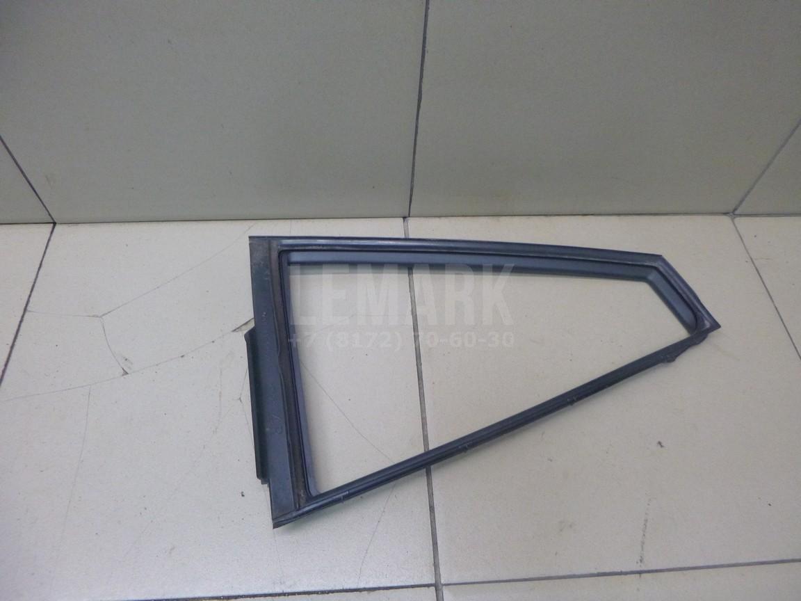 Уплотнитель форточки правой 6818842050 Toyota