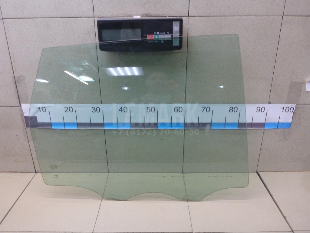 Стекло двери задней правой 7P0845026A VAG