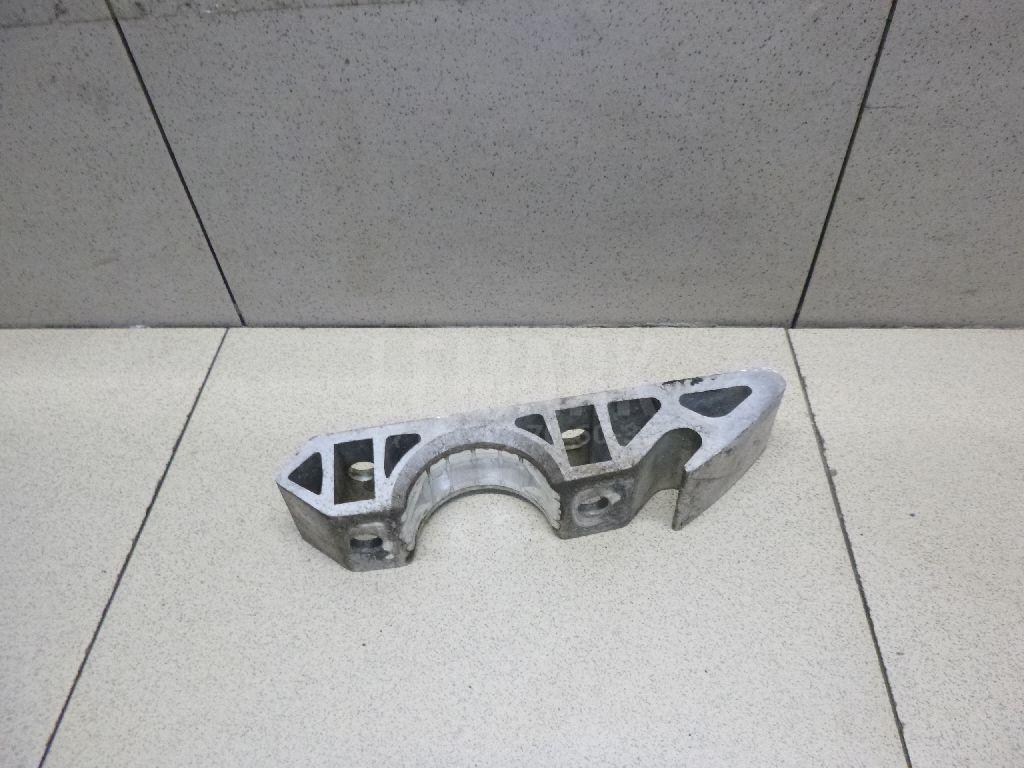 Кронштейн крепления переднего стабилизатора 7L0411063B VAG