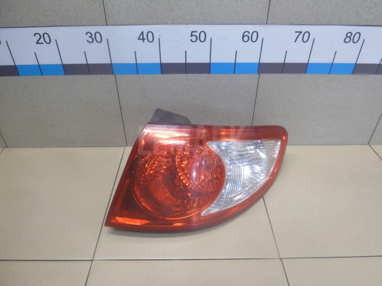 Фонарь задний наружный правый 924202B000 Hyundai-Kia