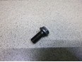 Болт маховика