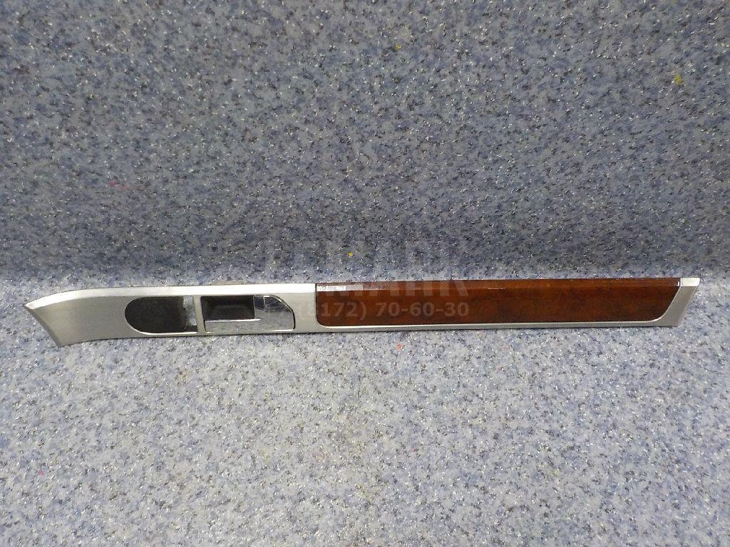 Накладка декоративная 7L6867068N7U7 VAG