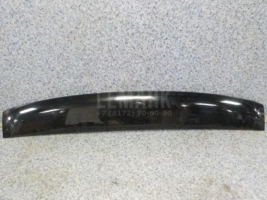 Спойлер (дефлектор) багажника 7L6827991GRU VAG