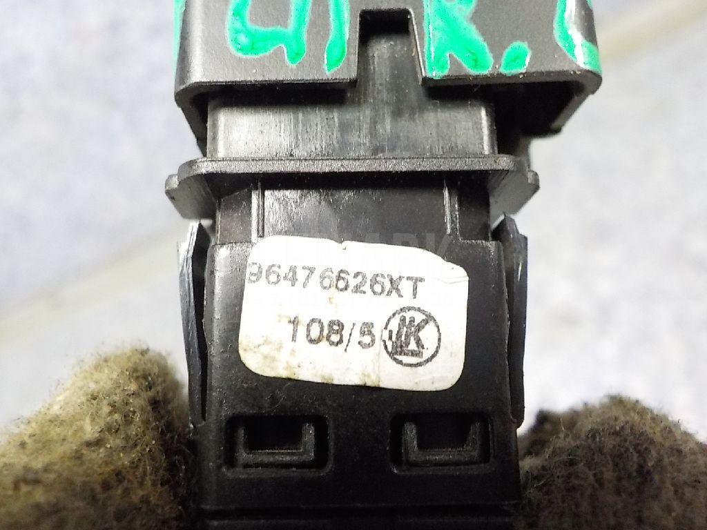 Кнопка центрального замка для  Acura MDX 2001-2006