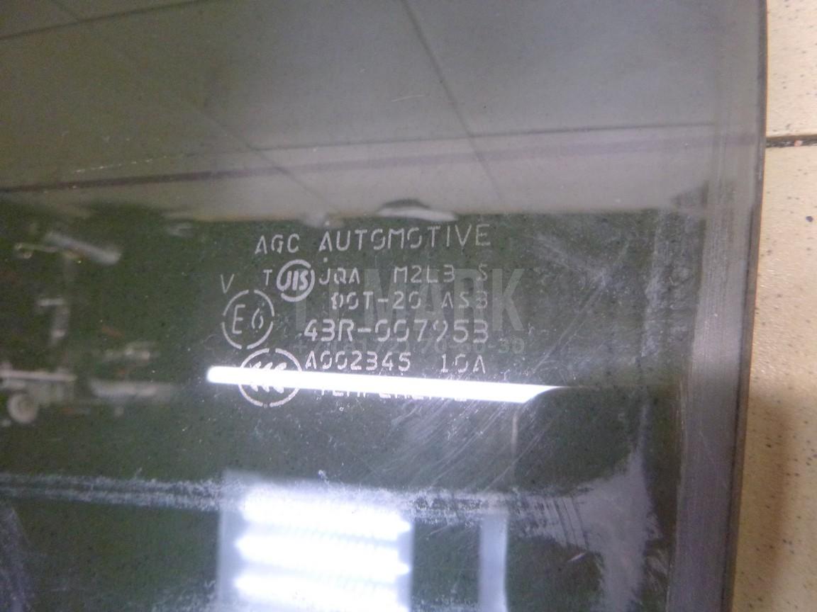 Стекло двери задней левой для  Ford Focus II 2008-2011