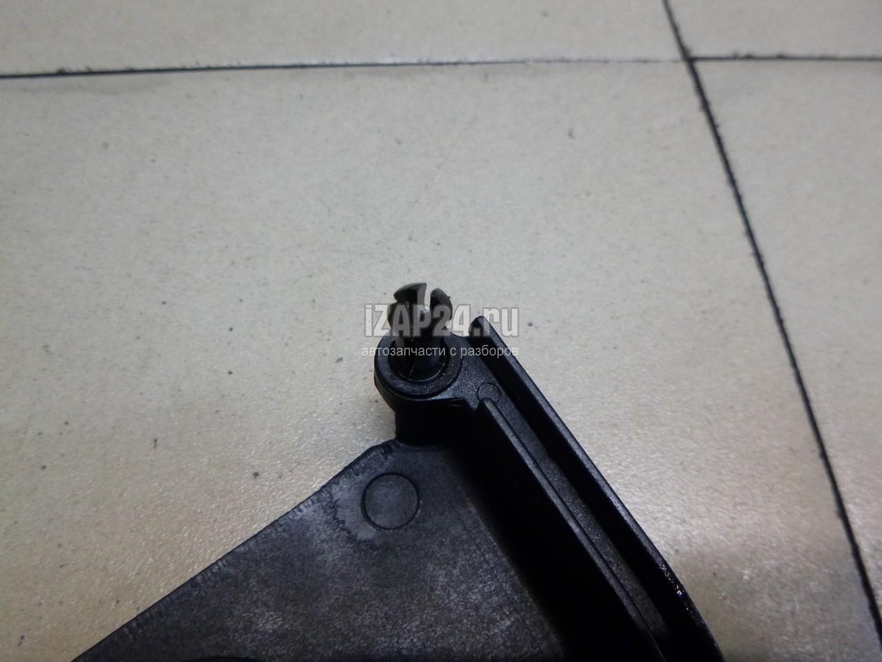 03F103669A Кожух VAG Yeti (2009 - 2018)