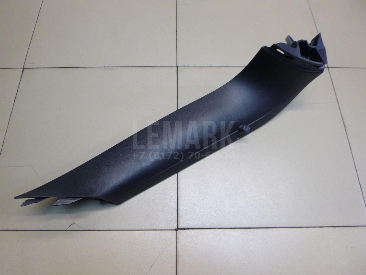 Обшивка двери багажника 5N0867703B82V VAG