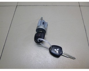Вставка замка зажигания с ключом для Mitsubishi Pajero/Montero Sport (KH) 2008-2015 с разборки состояние отличное