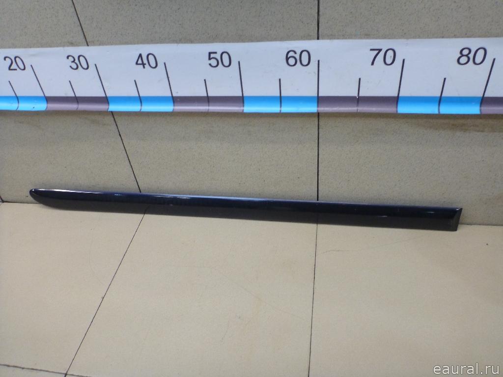 Молдинг задней правой двери