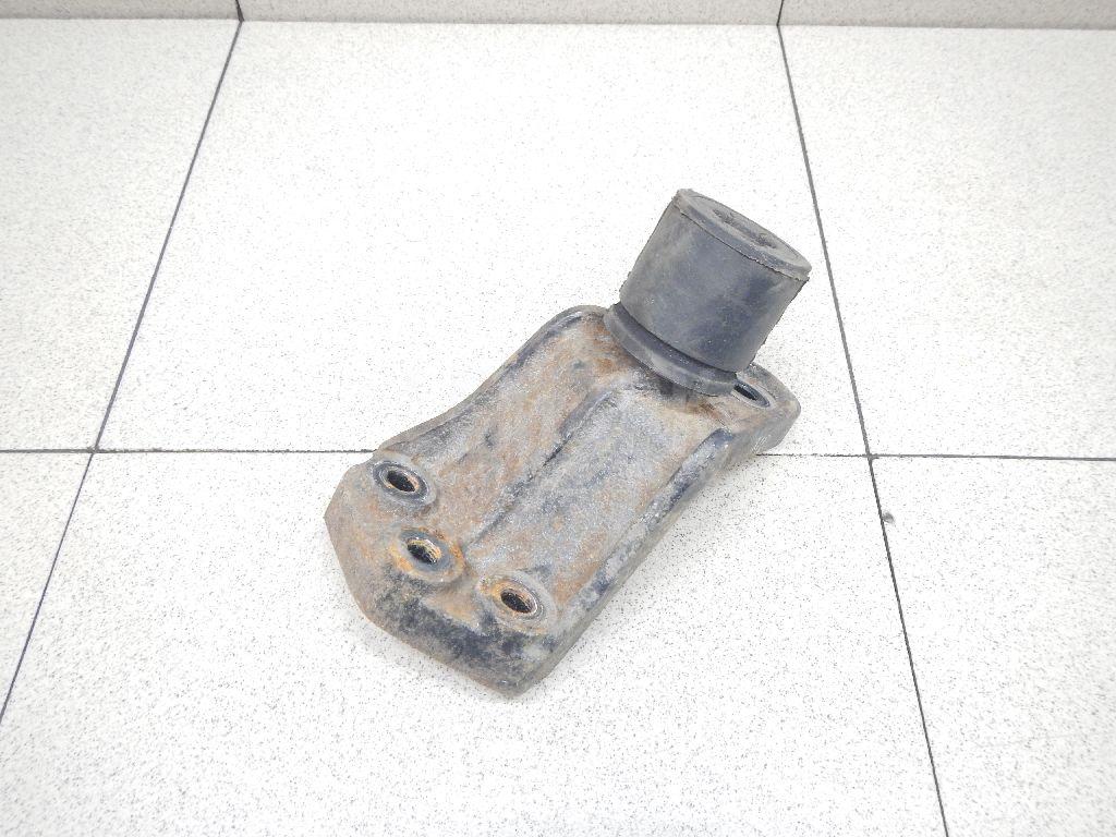 Кронштейн опоры двигателя 218203W160 Hyundai-Kia