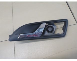 Ручка двери передней внутренняя левая для Skoda Yeti 2009-2018 б/у состояние отличное