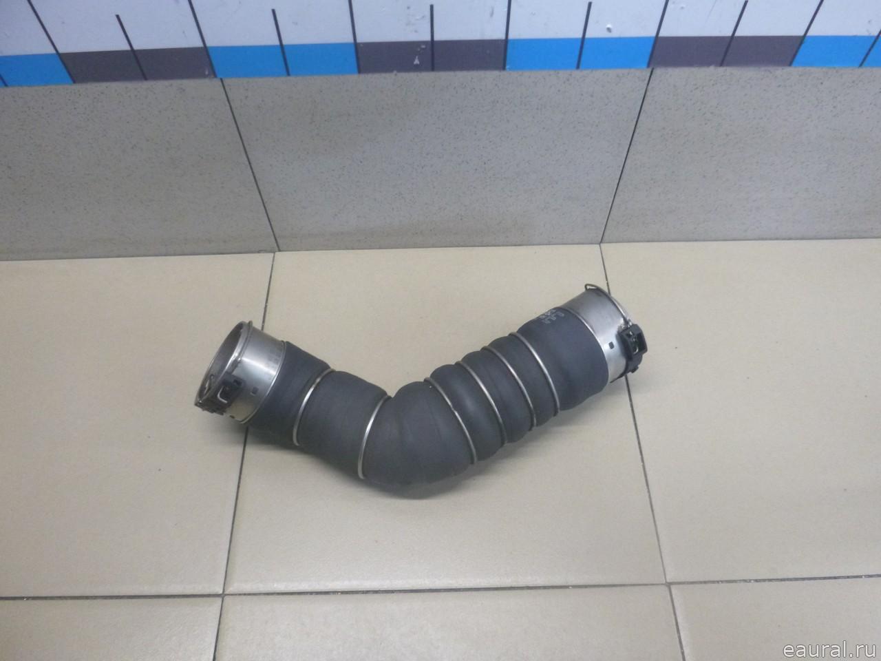 Патрубок интеркулера