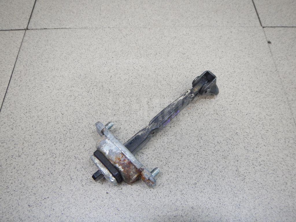 Ограничитель двери 794902W000 Hyundai-Kia