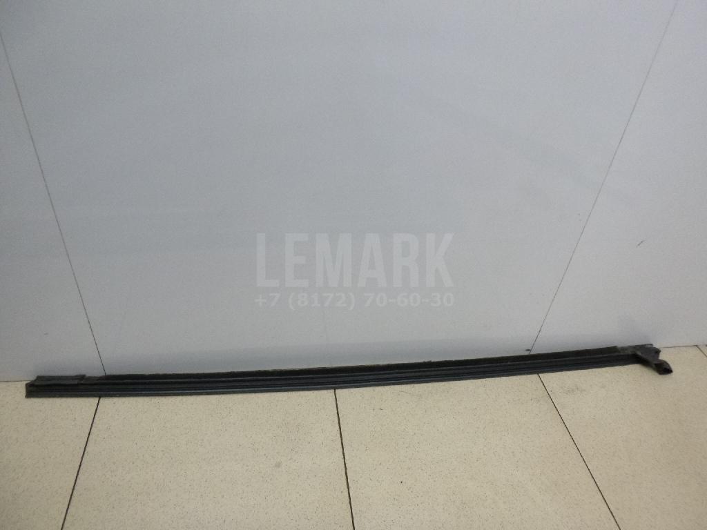 Накладка стекла заднего правого для  BMW X1 E84 2009-2015