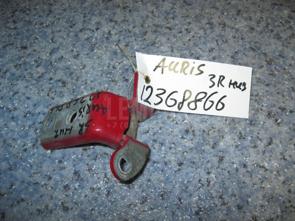 Петля двери задней правой нижняя 687700H010 Toyota