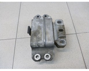 Опора двигателя левая для Skoda Yeti 2009-2018 с разбора состояние отличное