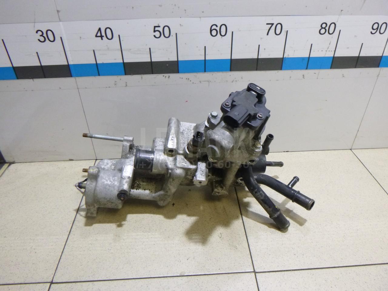 Корпус термостата 256102F700 Hyundai-Kia