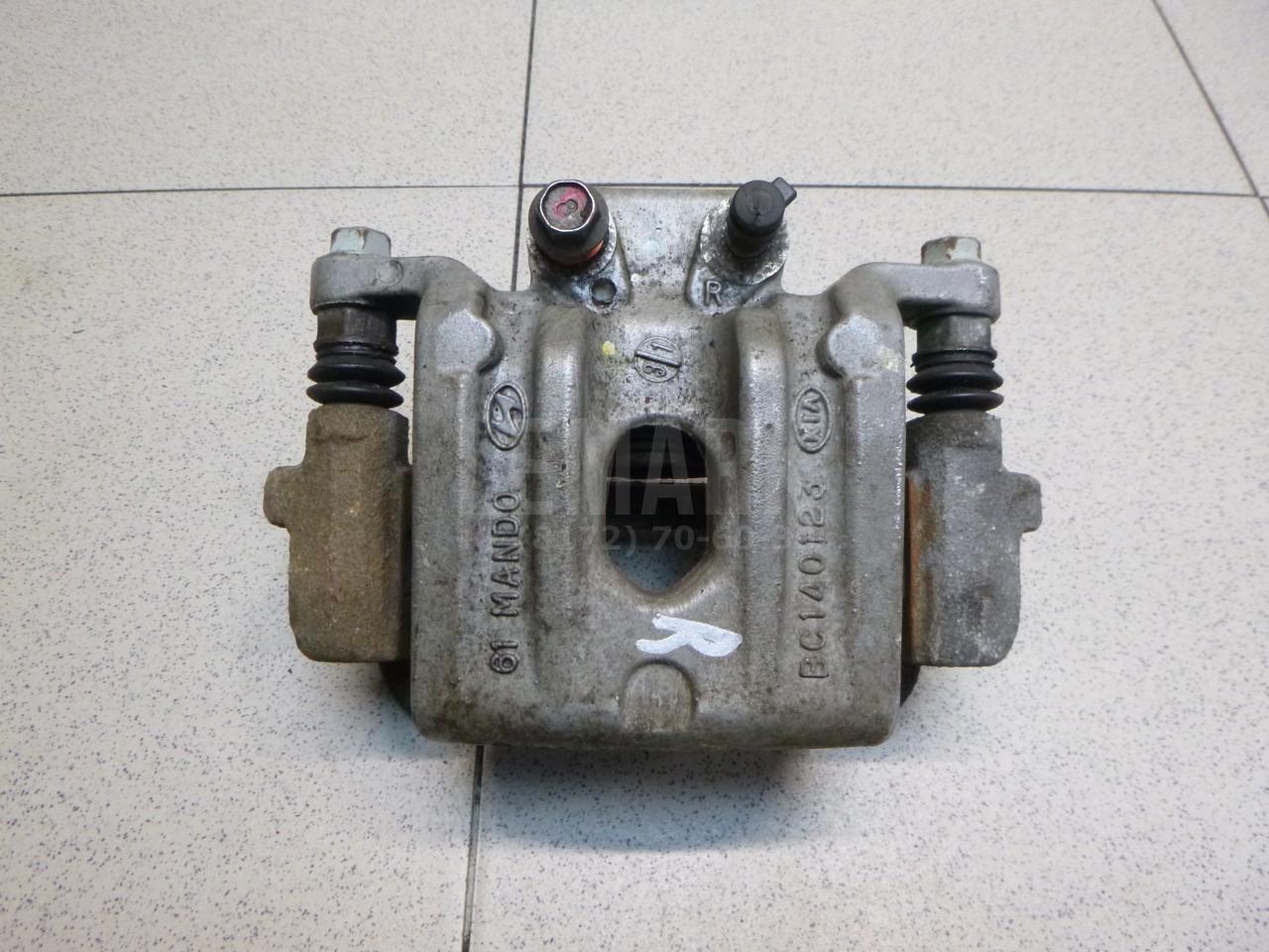 Суппорт тормозной задний правый 582302W300 Hyundai-Kia