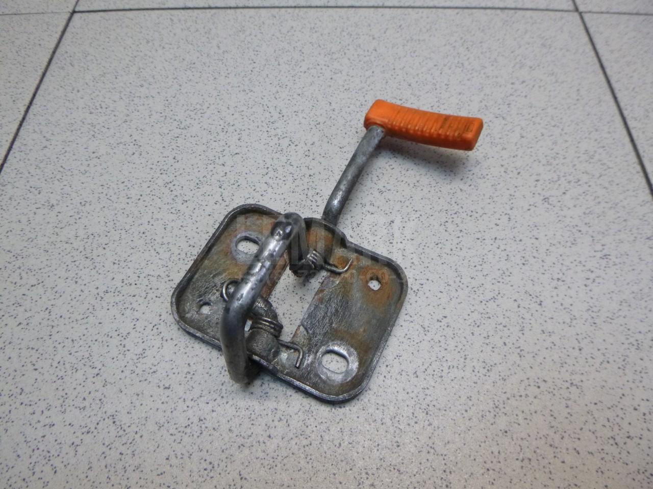 Крючок капота 6R0823186C VAG