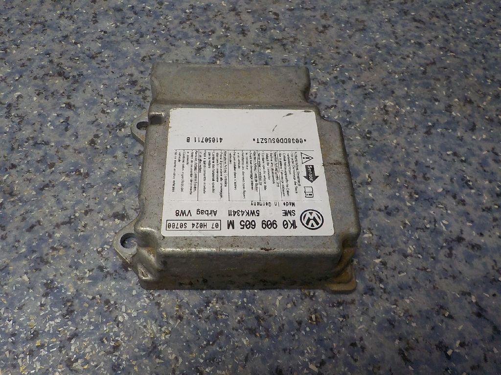 Блок управления AIR BAG 1K0909605M VAG
