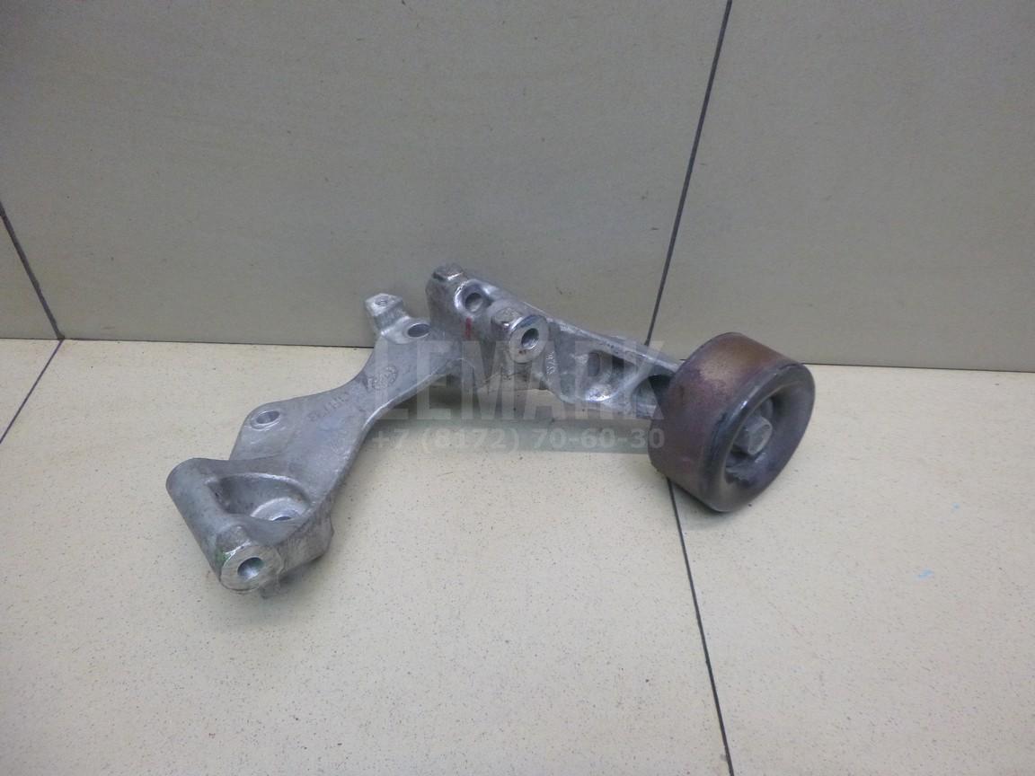 Кронштейн генератора 11710BB00A Nissan
