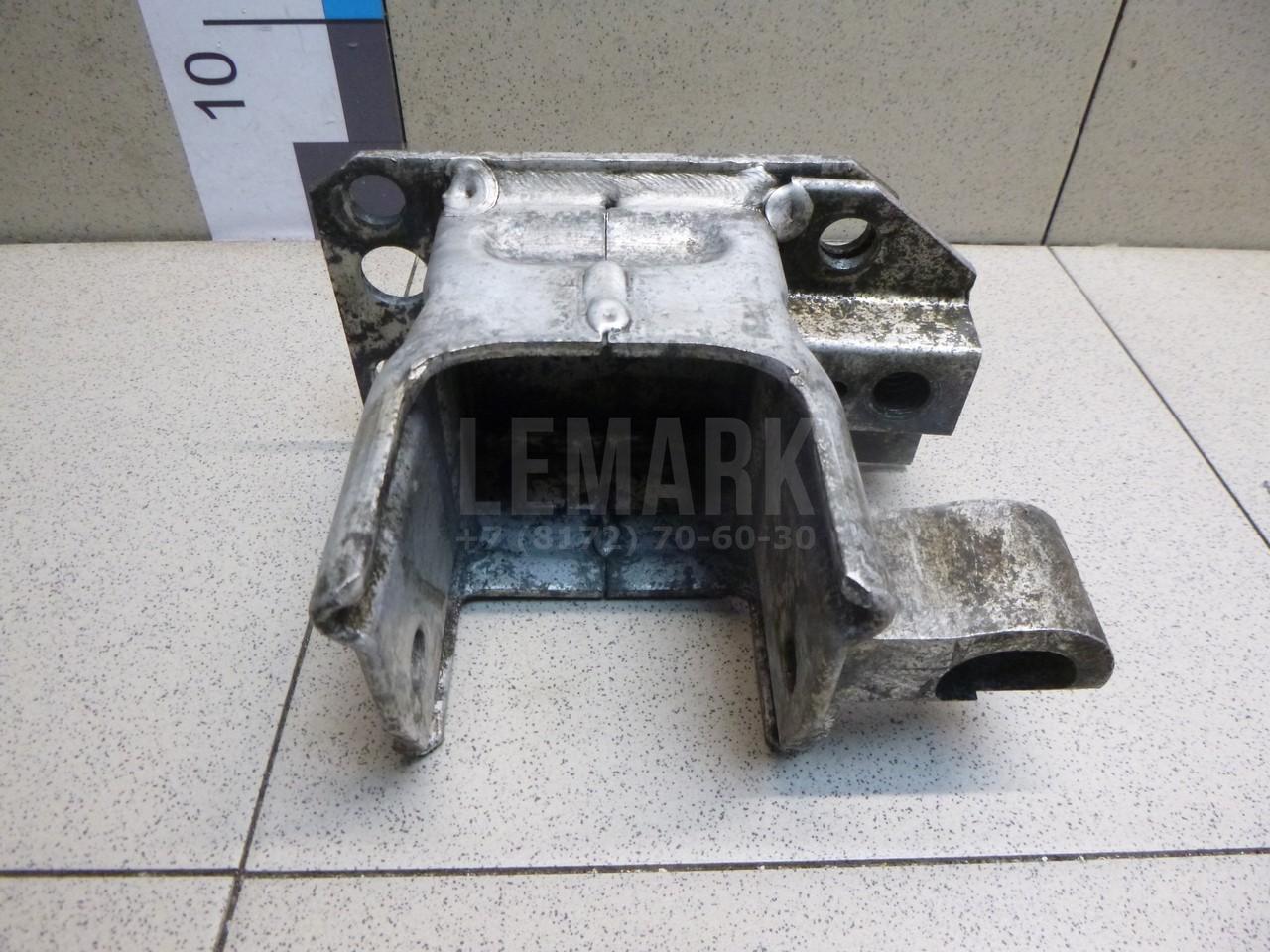 Кронштейн усилителя переднего бампера правый для  BMW 3-serie F30/F31/F80 2011-2020