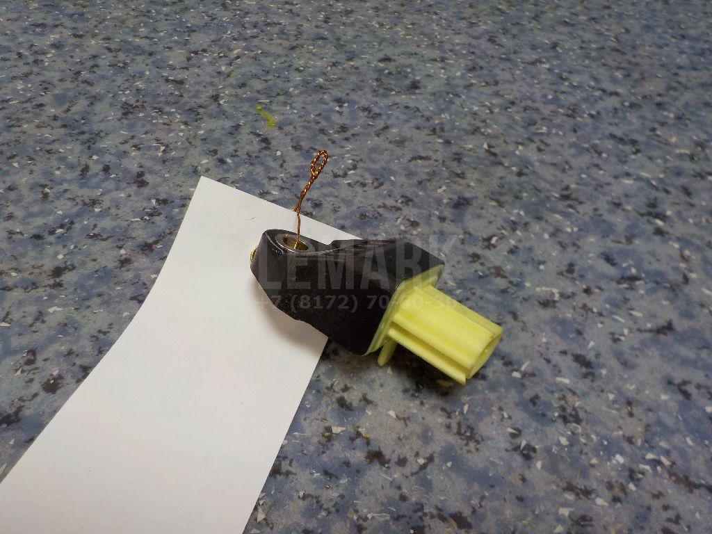 Датчик AIR BAG 8983106010 Toyota