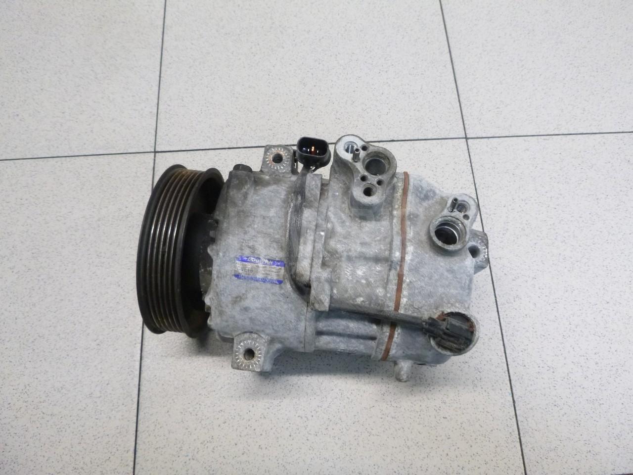 Компрессор кондиционера 977012P250 Hyundai-Kia
