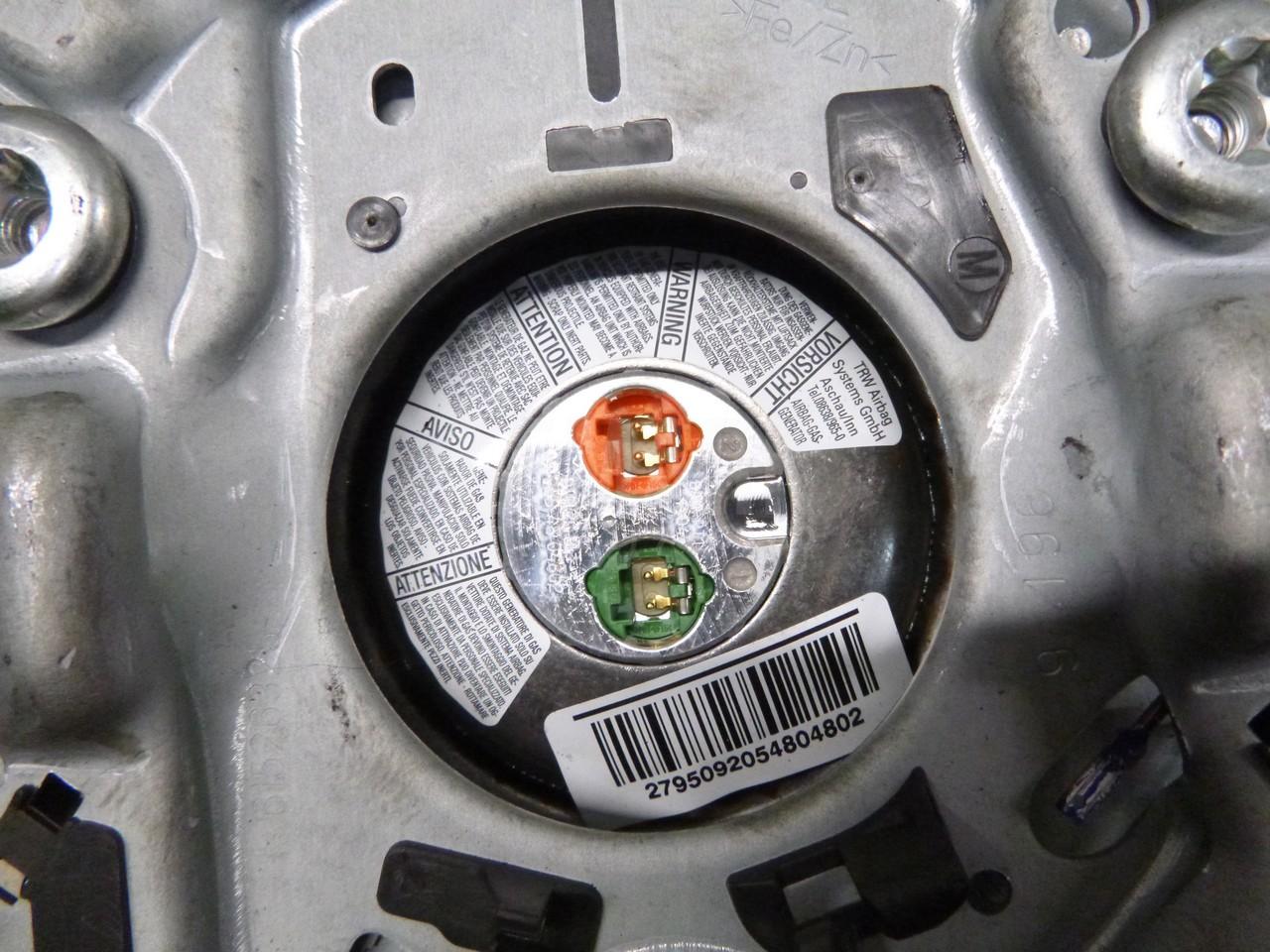 Подушка безопасности в рулевое колесо для  Audi 80/90 [B2] 0-1986