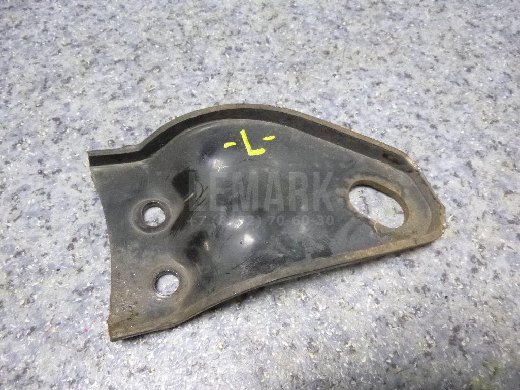 Кронштейн передней панели 841792G000 Hyundai-Kia