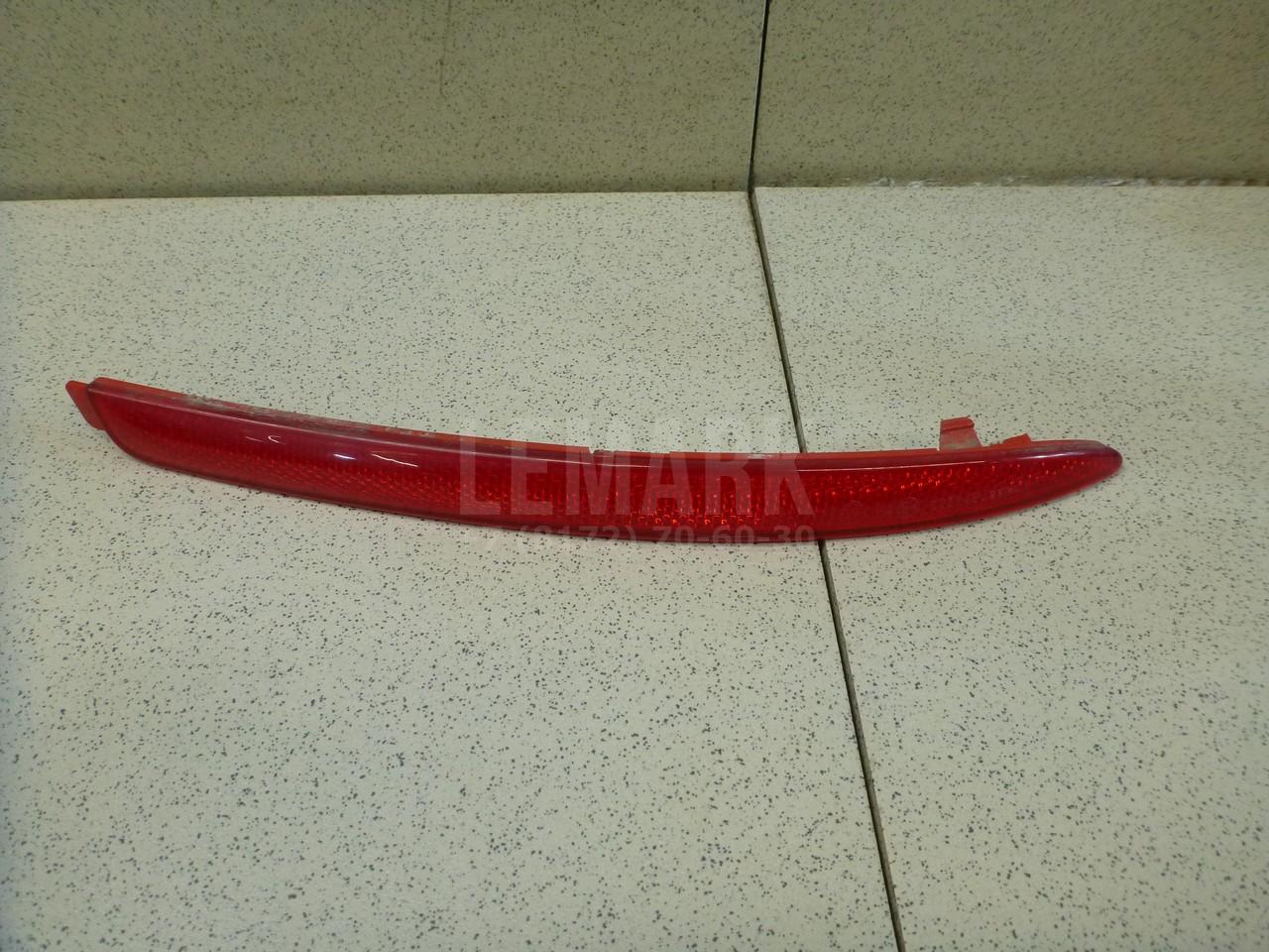 Отражатель в бампер задний правый 1Z0945106A VAG
