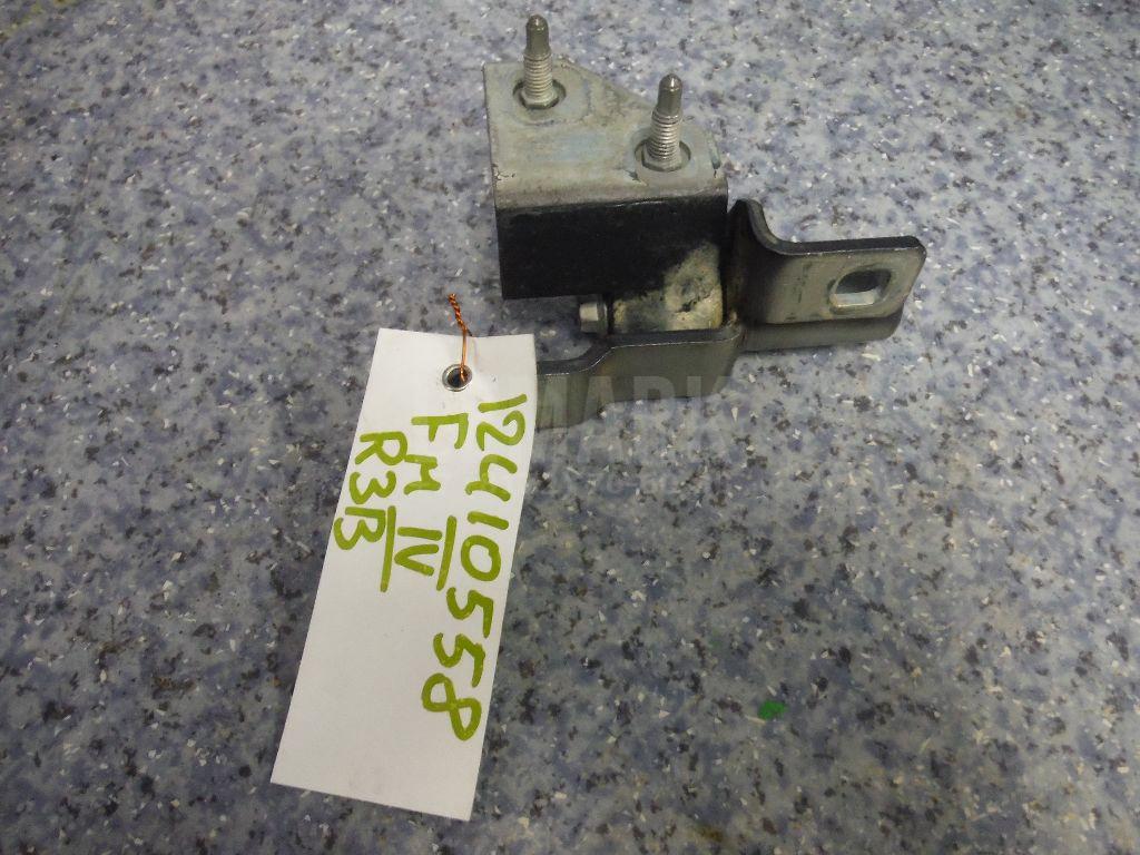 Петля двери задней правой верхняя 1529956 Ford