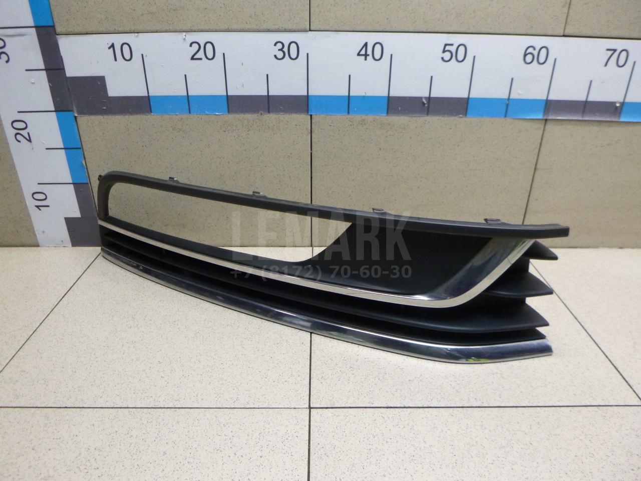 Решетка в бампер правая 3AA854662A9B9 VAG
