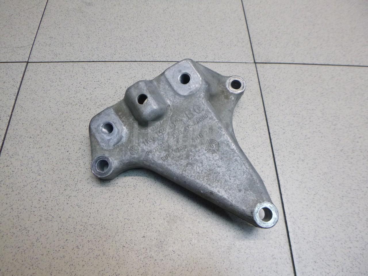 Кронштейн КПП левый для  BMW 3-serie E90/E91 2005-2012