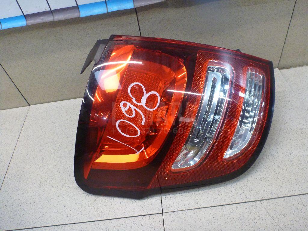 Фонарь задний наружный левый для  Ford Fiesta 2001-2008