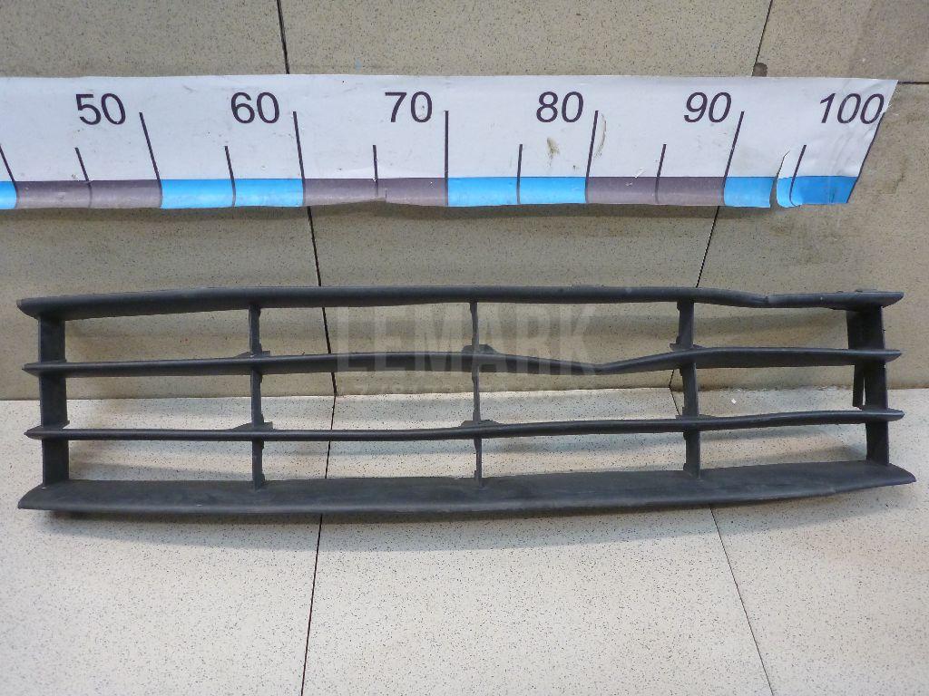 Решетка в бампер центральная 1Z0853677C VAG